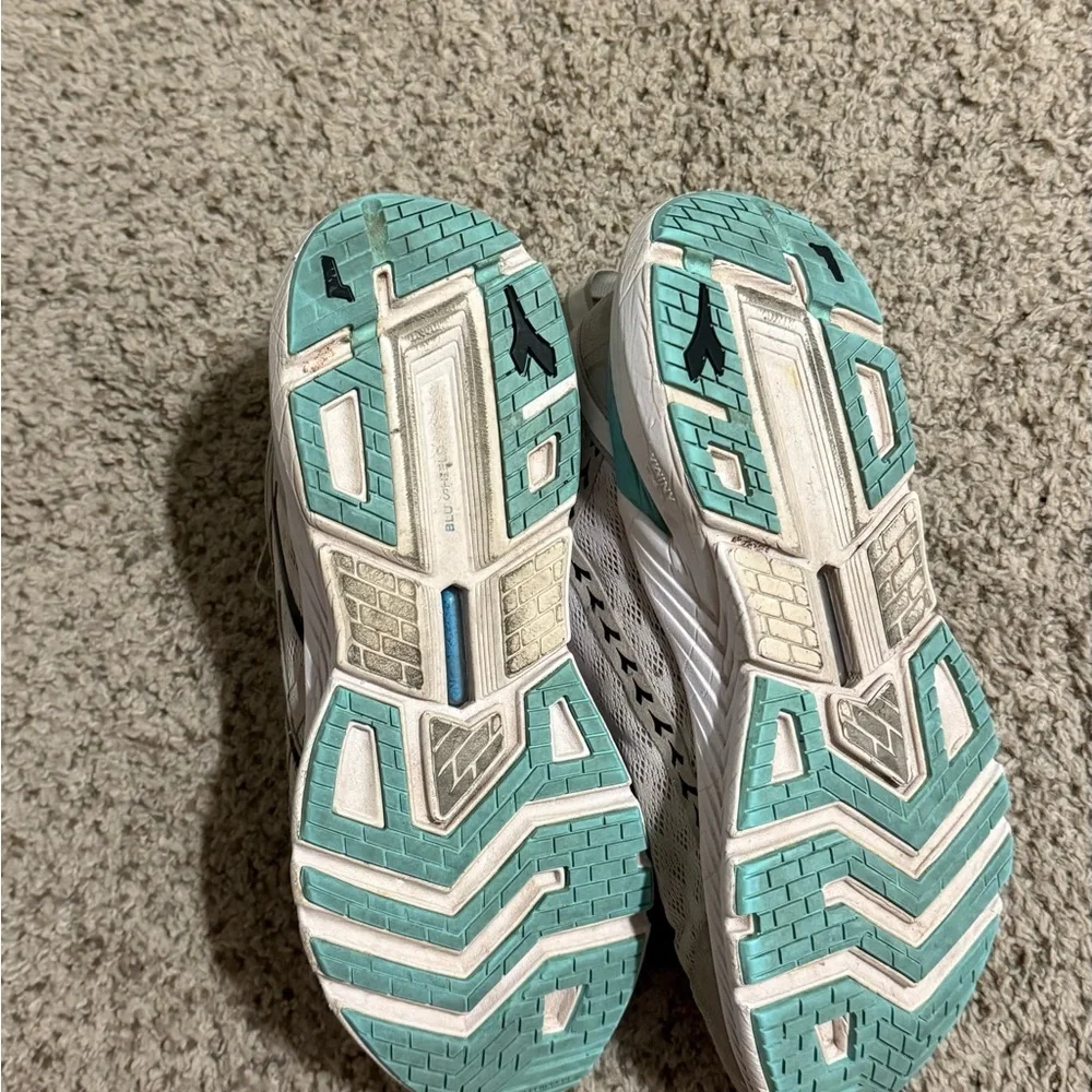 Diadora Mythos Volo 3 Women 9.5